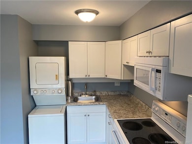 21 Aspetuck Village, New Milford, CT 06776 - photo 6