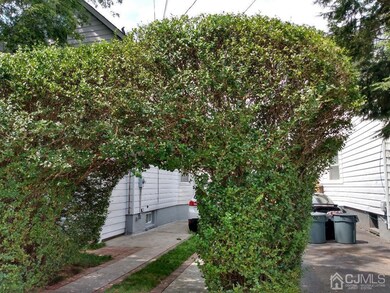 119 Lowell St, Carteret, NJ 07008 - photo 2