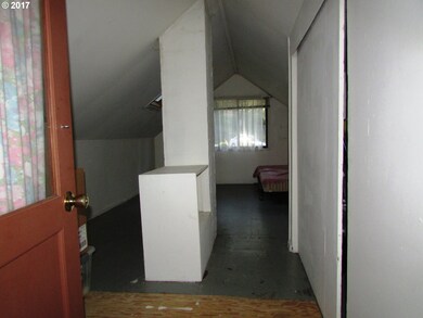 1697 Riverview St, Eugene, OR 97403 - photo 7