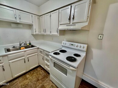 104 6th St NE, Mandan, ND 58554 - photo 7