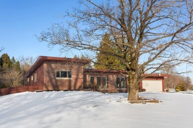 02_19077ThreeOaksRd_571_FrontView_LowRes