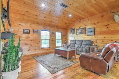 127 Gillette Rd JF-8