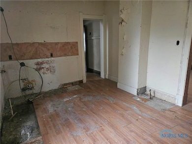 701 Boalt St, Toledo, OH 43609 - photo 4