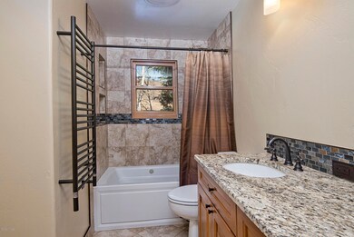 719-DeerBlvd-3-MLS_15