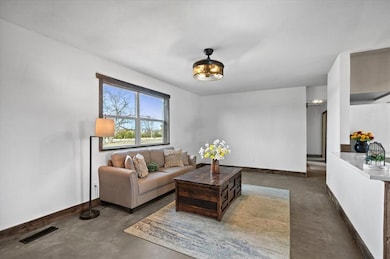 830 County Street 2917, Tuttle, OK 73089 - photo 4