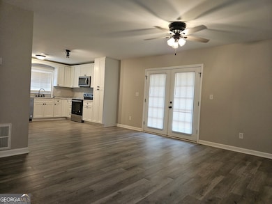 112 Stratford St, Statesboro, GA 30458 - photo 6