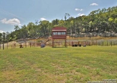 447 Private Rd, Helotes, TX 78023 - photo 6