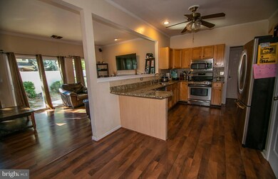 1204 Topsail Ct, Pasadena, MD 21122 - photo 3