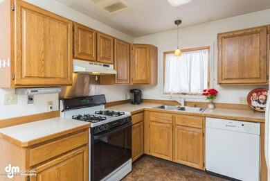 4780 Newcastle Way Anchorage-large-018-K