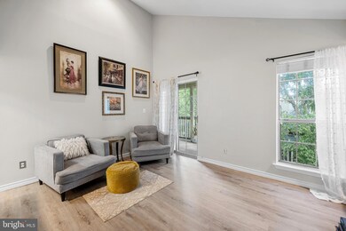 12152 Penderview Terrace unit 1332, Fairfax, VA 22033 - photo 2