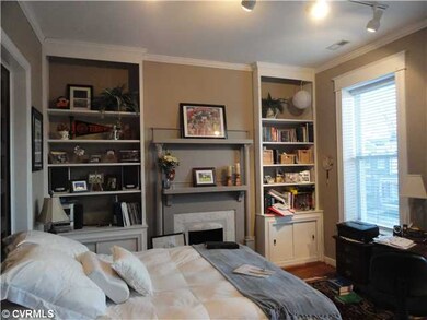 Bedroom - 2nd floor Front formal room with built i