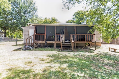 221 N Birch St, Springtown, TX 76082 - photo 6
