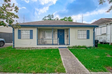 917 Hickory Ave, Harahan, LA 70123 - photo 2