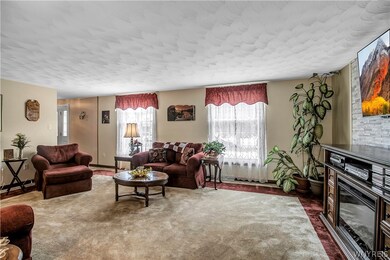 1083 Bowen Dr E, North Tonawanda, NY 14120 - photo 6