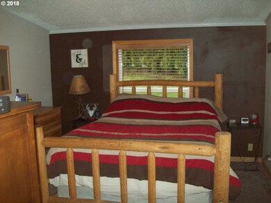 39505 Howard Rd, Marcola, OR 97454 - photo 3