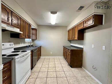 5006 Kingston Dr, Wichita Falls, TX 76310 - photo 5