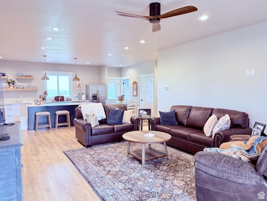 295 E 2nd St N, Paris, ID 83261 - photo 2