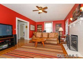 Large Living Room with Gas FP