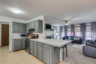 17 Enfield Dr, Bella Vista, AR 72715 - photo 6