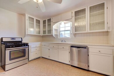 Marilyn kitchen