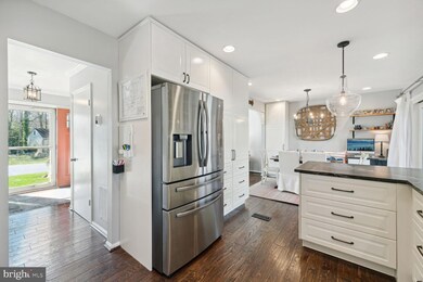 10233 Marshall Pond Rd, Burke, VA 22015 - photo 3