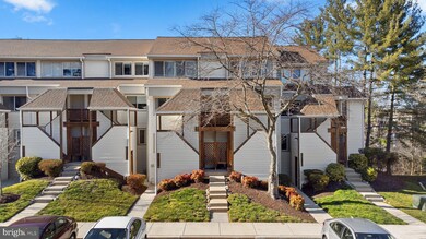 18130 Windsor Hill Dr, Olney, MD 20832 - photo 2