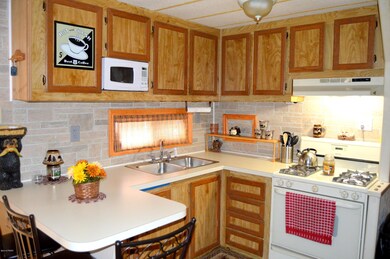 7 Cindy Ln, Hawley, PA 18428 - photo 7