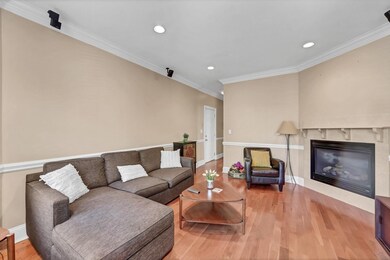 703 E 5th St unit 1, Boston, MA 02127 - photo 5