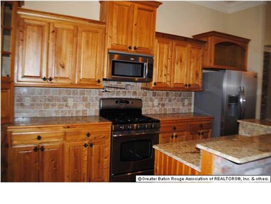 Notice the pot filler above the gas stove. Perfect