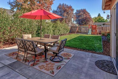 1272 Greentree Way, Central Point, OR 97502 - photo 7