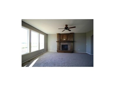 21923 W 96th St, Lenexa, KS 66220 - photo 3