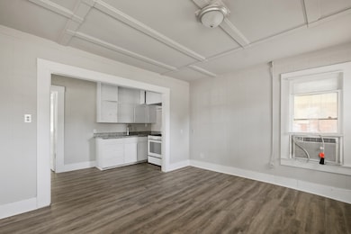 8402 Brockton St unit A, Houston, TX 77017 - photo 5