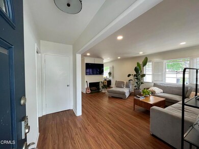 4750 Santa Lucia Dr, Woodland Hills, CA 91364 - photo 3