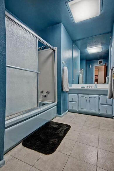 5532 W Highland Ave, Phoenix, AZ 85031 - photo 5