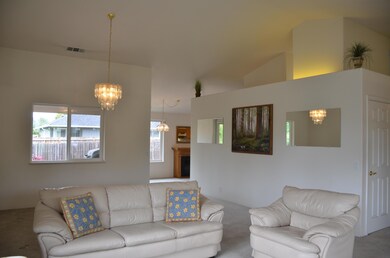 112 Wagon Wheel Dr, Grants Pass, OR 97527 - photo 6