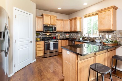 61126 Cone Flower St, Bend, OR 97702 - photo 6