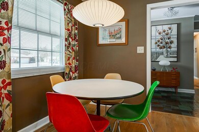 Kitchen Dinette