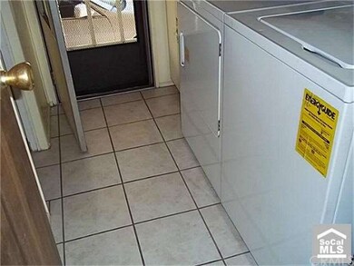 Washer Dryer can stay if needed