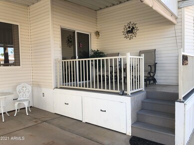 TILED ENTRY DECK
