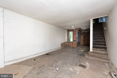 416 Viola St, Camden, NJ 08104 - photo 4