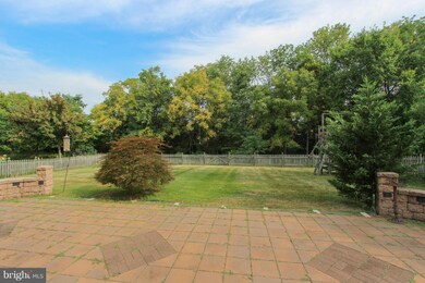 25460 Carrington Dr, Chantilly, VA 20152 - photo 4