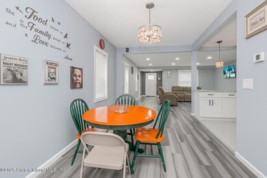 537 Annadale Rd, Staten Island, NY 10312 - photo 5