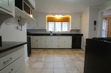 1 Cobb Ln, Lynn, MA 01904 - photo 5