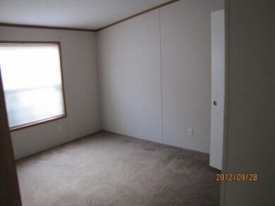 310 S Jefferson St, Hamlet, IN 46532 - photo 4