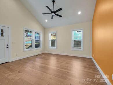 168 Marietta St, Asheville, NC 28803 - photo 6