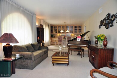 Living/Dining Room