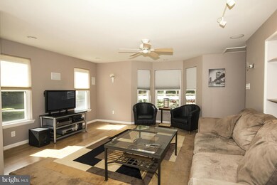 7143 Honeyladen Place, Columbia, MD 21045 - photo 4