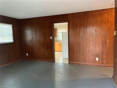 1305 Wise Ave, High Point, NC 27260 - photo 7