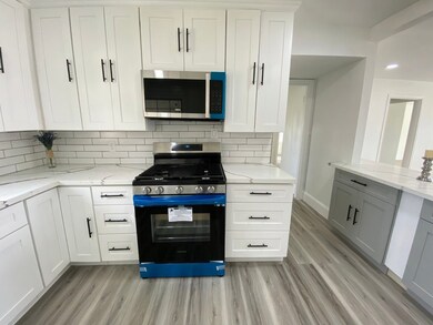 7729 Buena Vista St, Houston, TX 77087 - photo 4