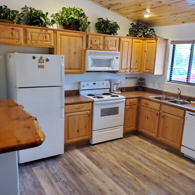 Kitchen 3